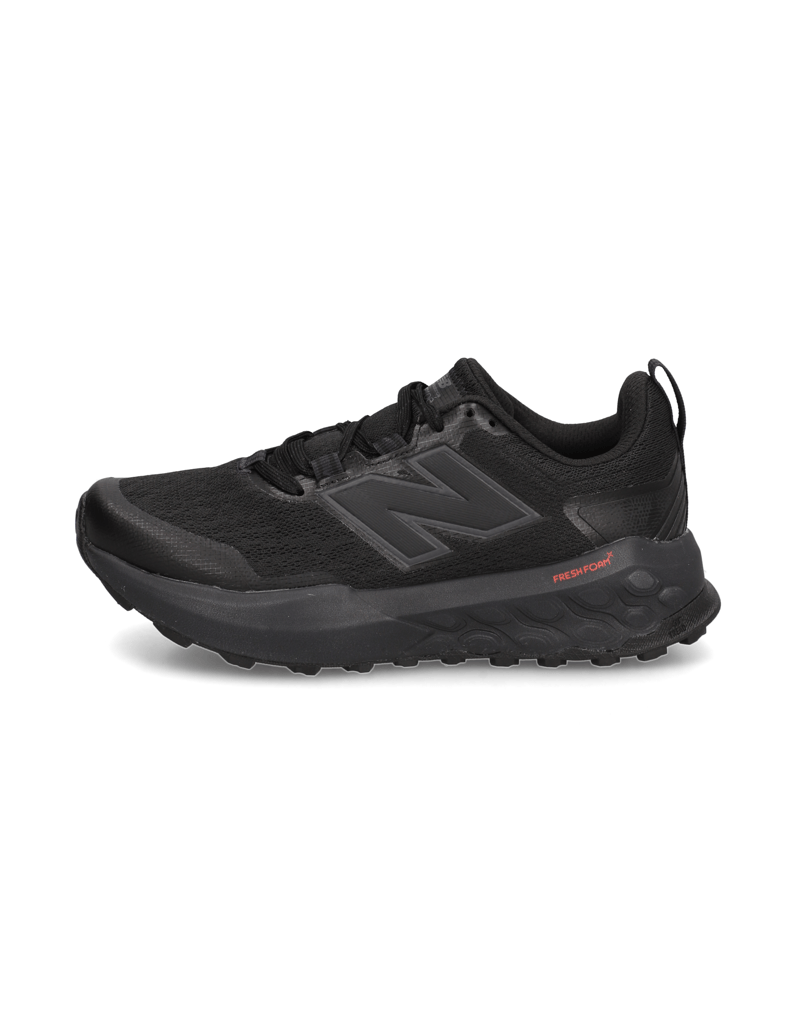 New-Balance-FRESH-FOAM-X-GAROÉ-V2-črna