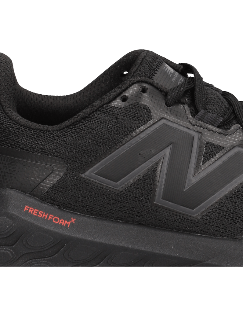 New-Balance-FRESH-FOAM-X-GAROÉ-V2-črna