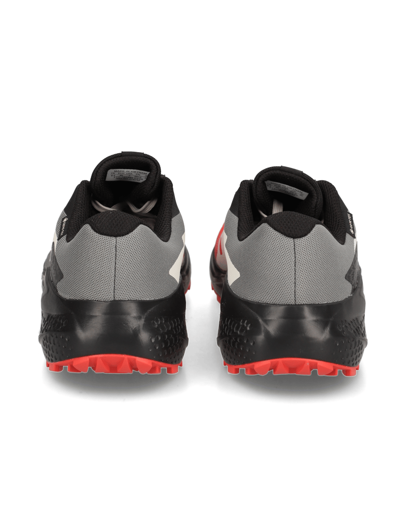 Salomon-outdoor-obuv-černá