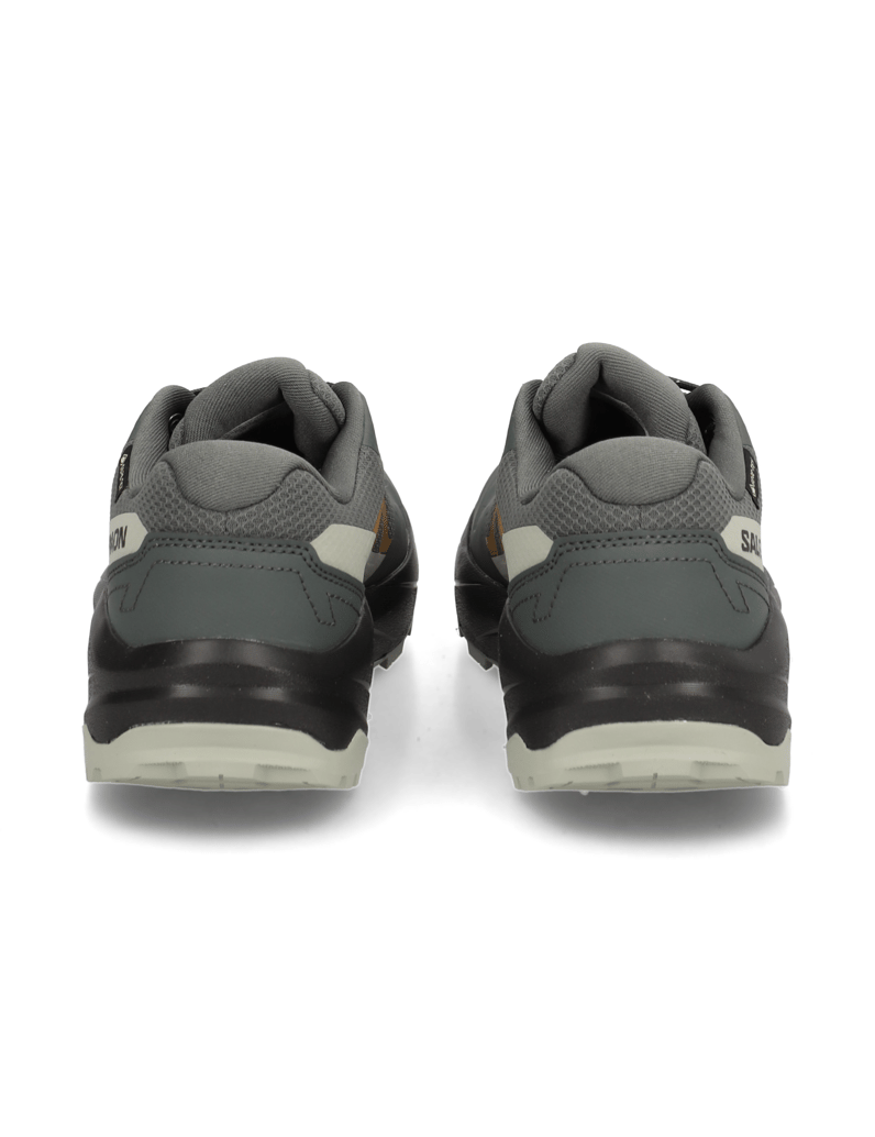 Salomon-outdoor-obuv-černá