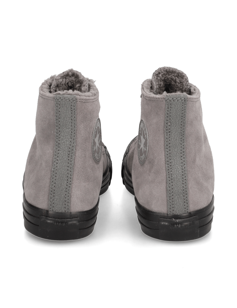 Converse-CHUCK-TAYLOR-ALL-STAR-SUEDE-črna