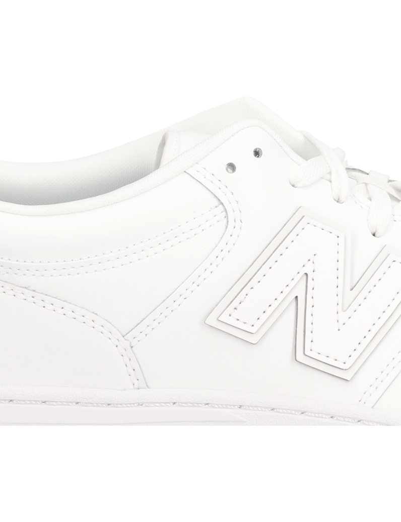 New-Balance-tenisky-biela