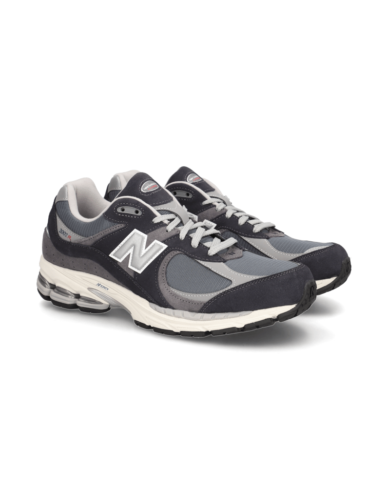 New-Balance-U2002-siva