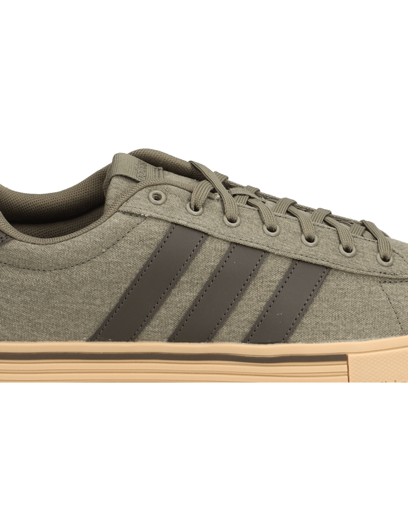 Adidas-DAILY-4.0-oliv