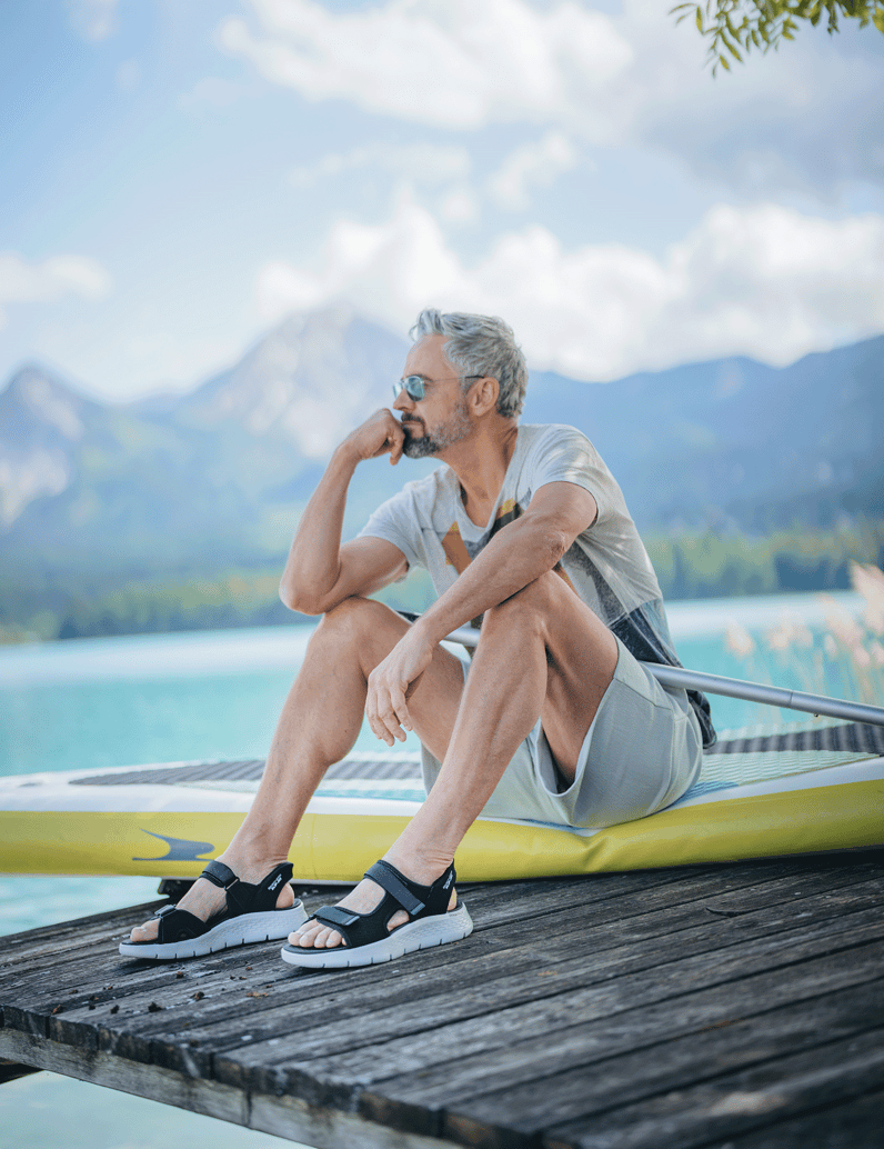 Skechers-SLIP-INS-GO-WALK-FLEX-černá