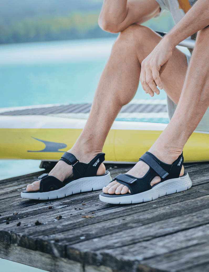 Skechers-SLIP-INS-GO-WALK-FLEX-černá