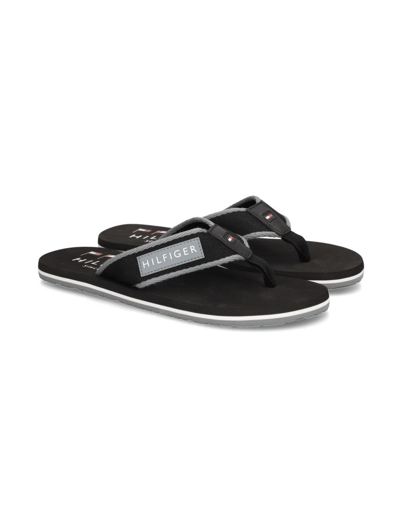 Tommy-Hilfiger-PATCH-HILFIGER-BEACH-SANDAL-schwarz