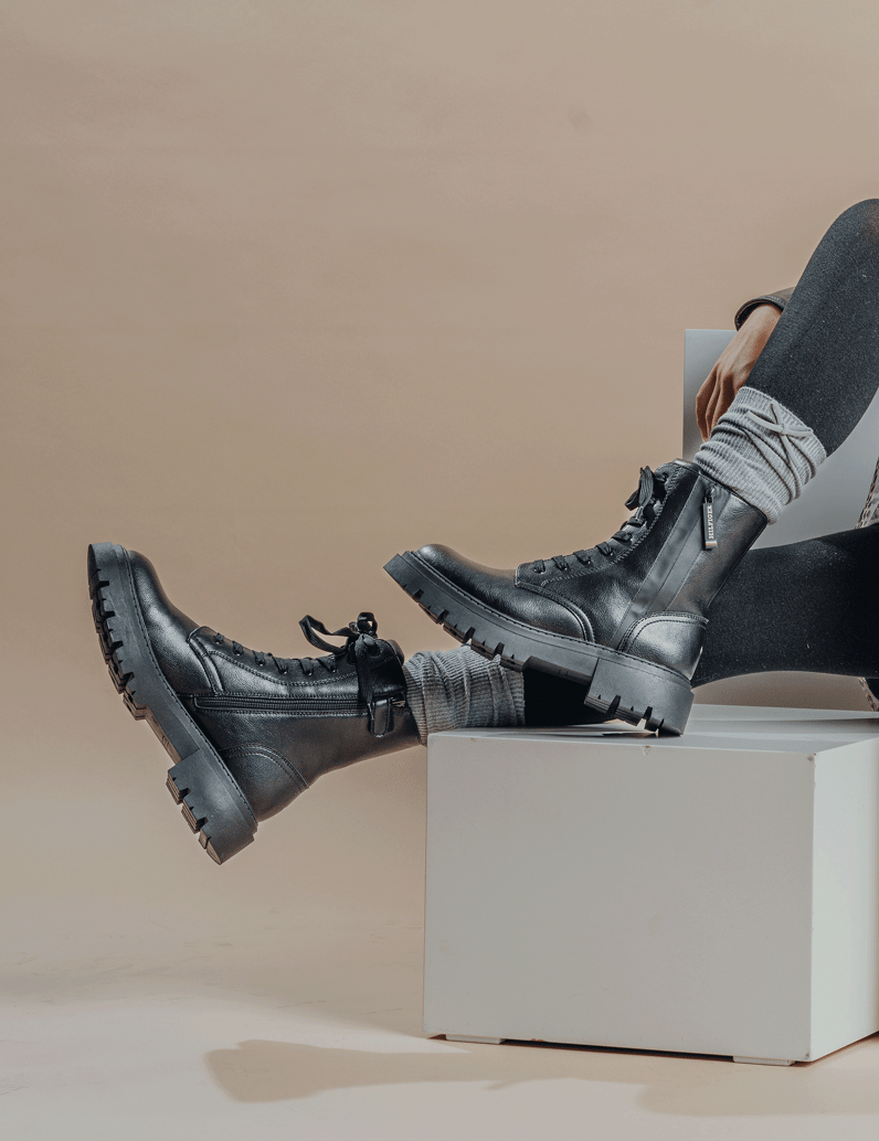 Tommy-Hilfiger-LACE-UP-BOOTIE-HESTER