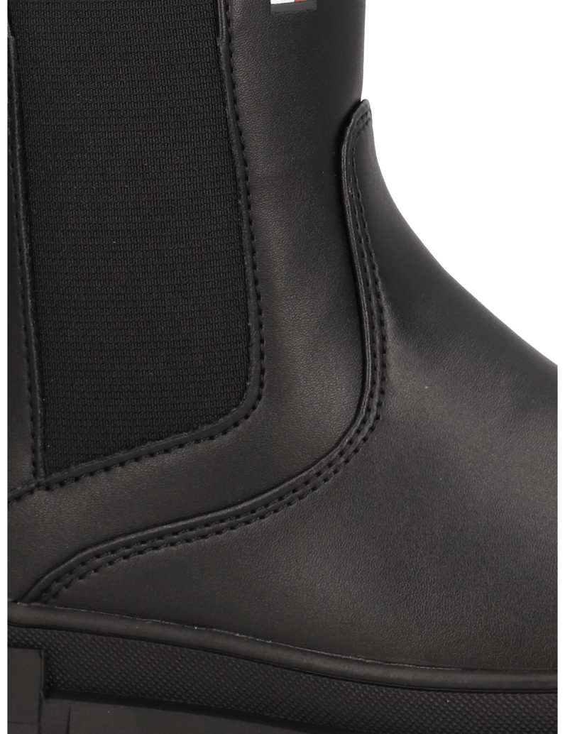 Tommy-Hilfiger-MICHIGAN-čierna