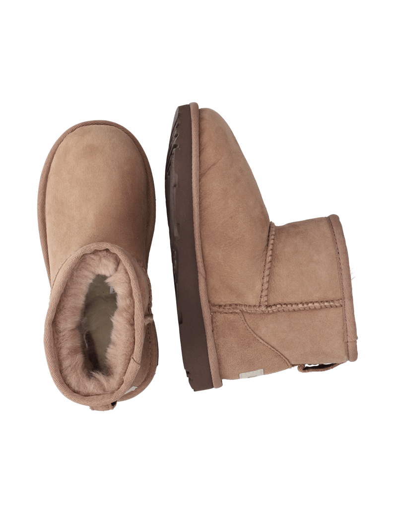 UGG-CLASSIC-MINI-II-hnědá