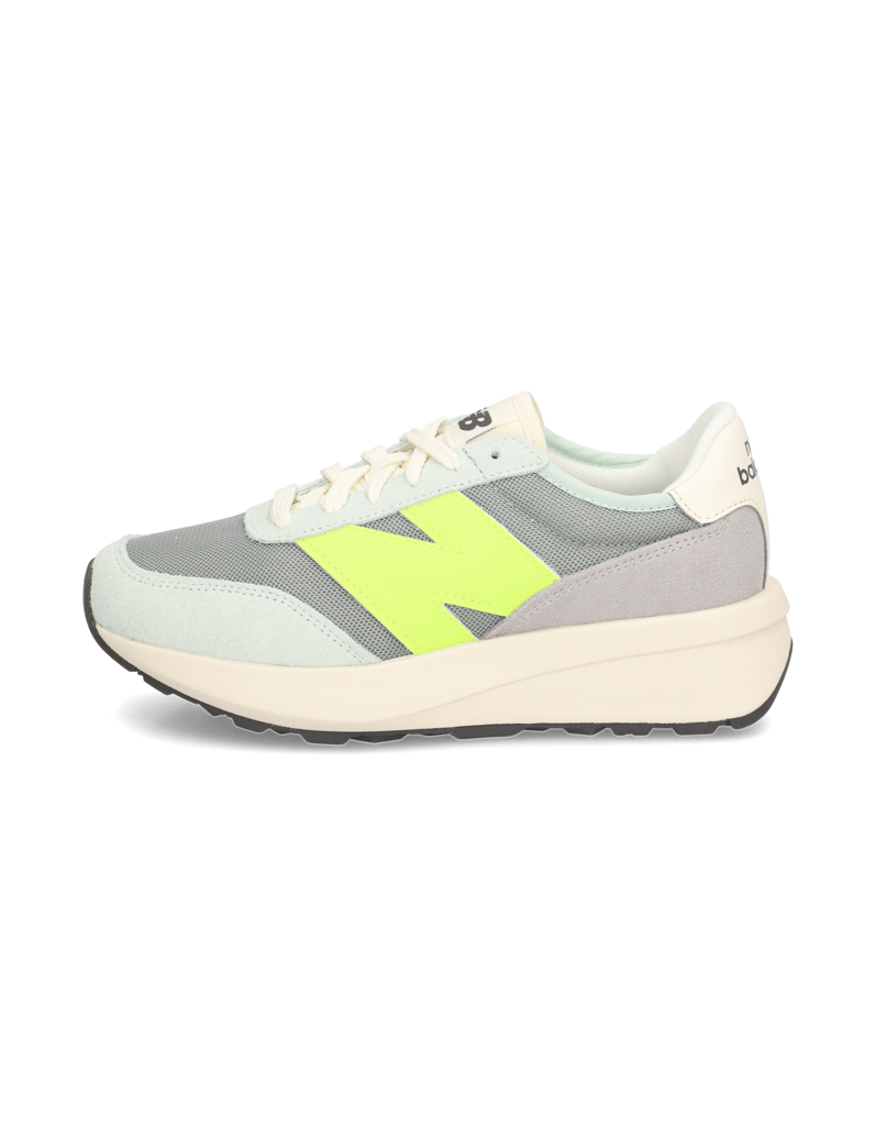 New-Balance-GS370DA-siva