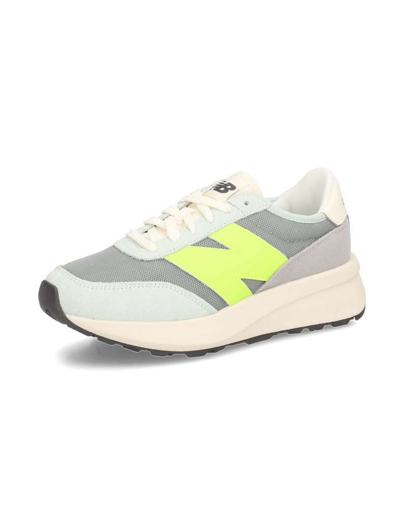 New-Balance-GS370DA-siva