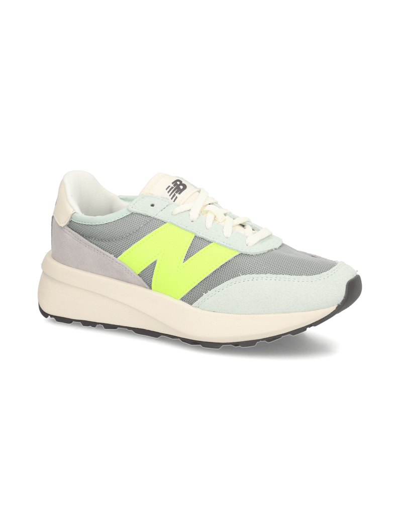 New-Balance-GS370DA-siva