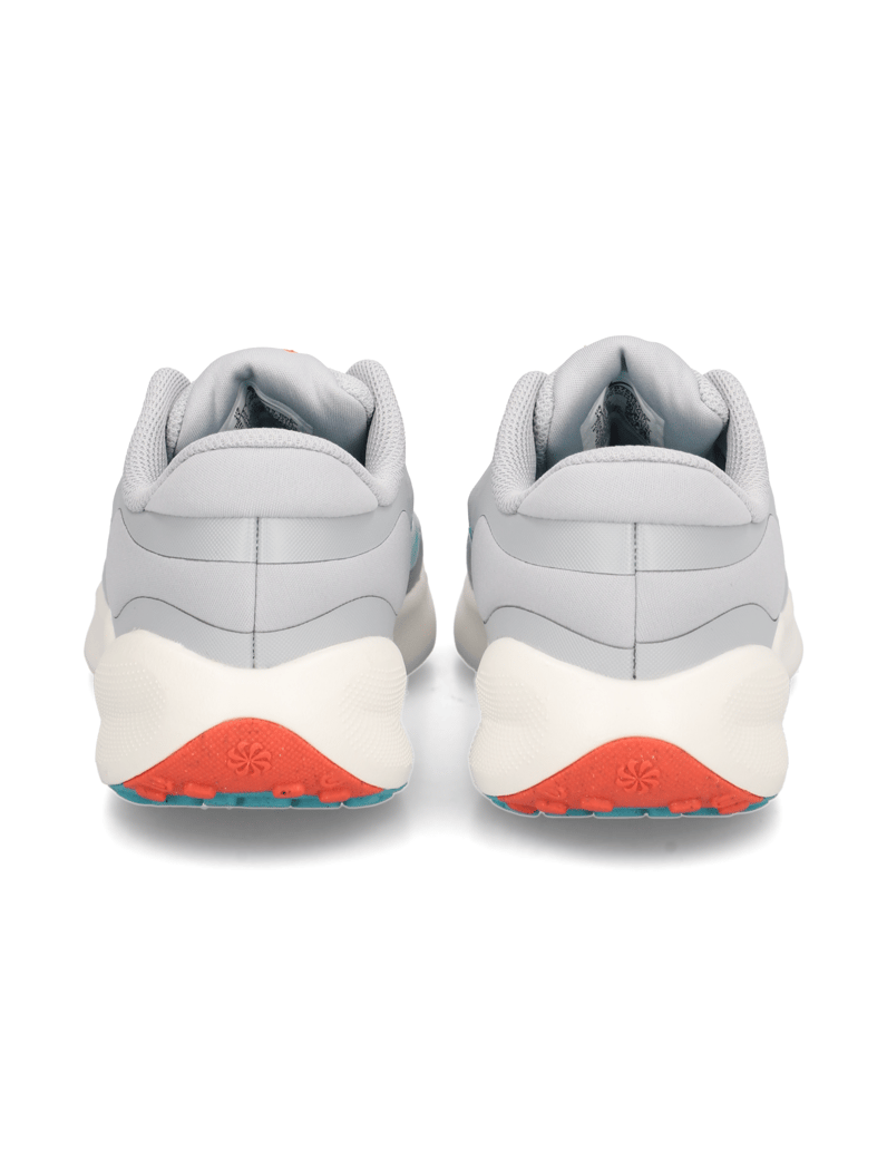 Nike-NIKE-REVOLUTION-7-grau