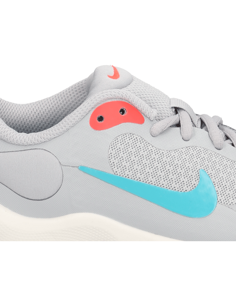 Nike-NIKE-REVOLUTION-7-grau
