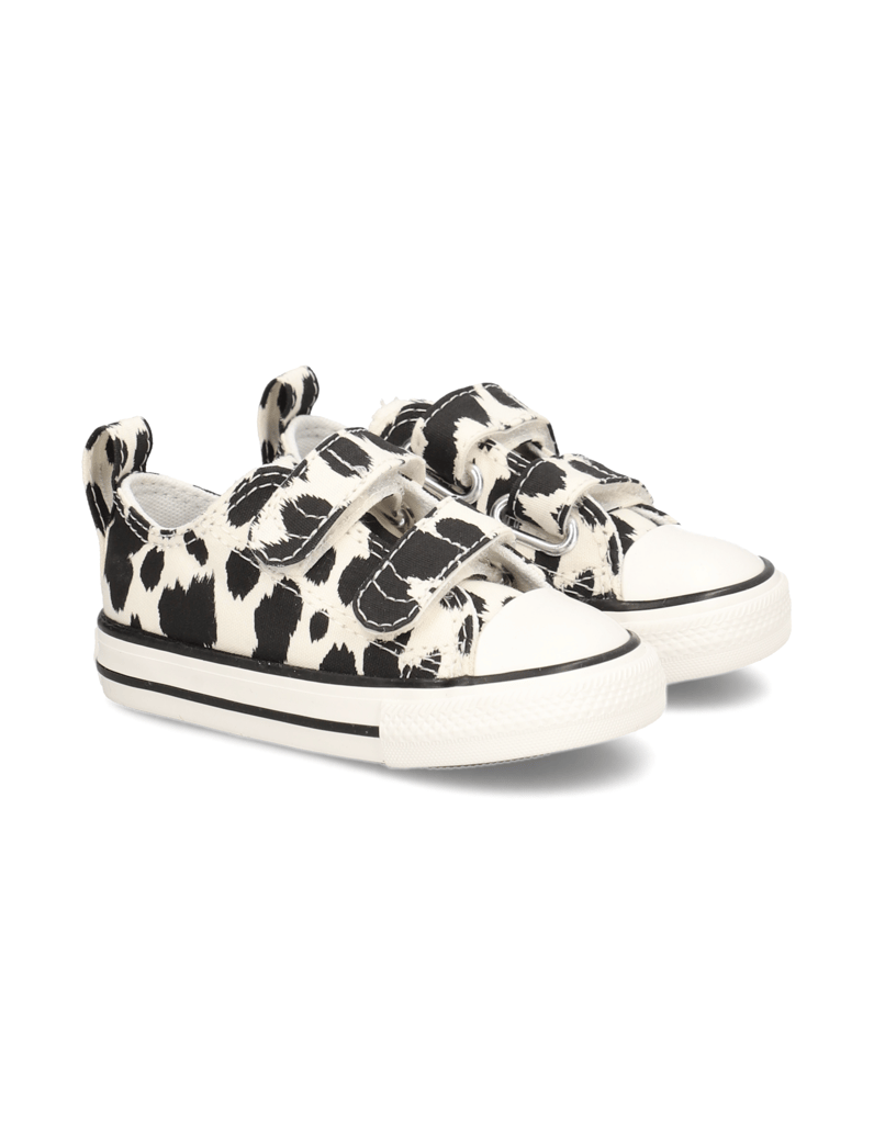Converse-CHUCK-TAYLOR-ALL-STAR-2V-biela