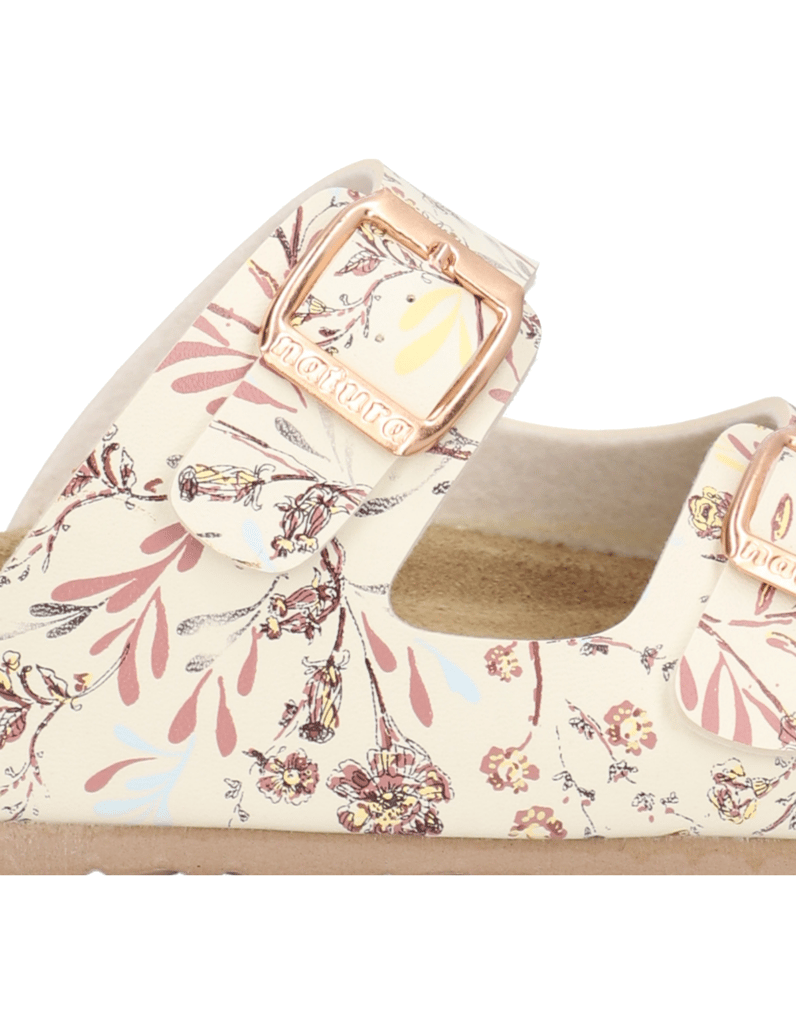 Natura-imitacija-usnja-natikači-bela