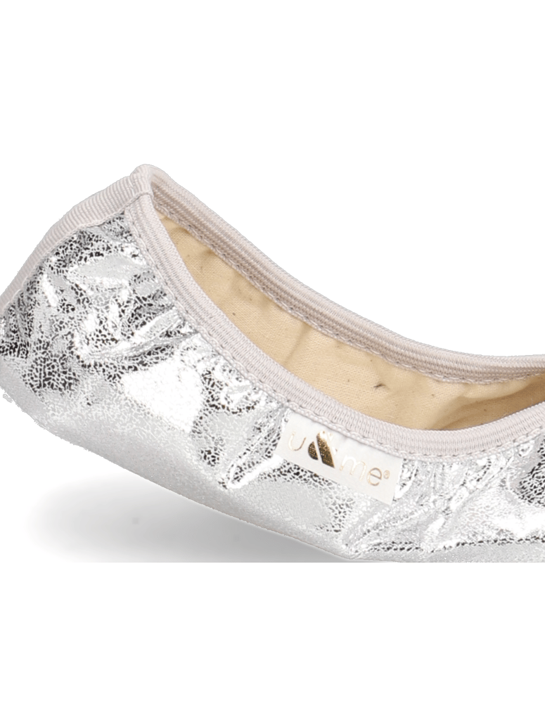 U&ME-tekstil-šolski-copati-srebrna