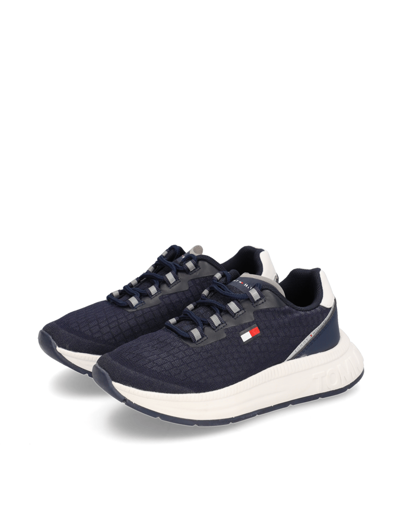 Tommy-Hilfiger-LOW-CUT-LACE-UP-SNEAKER