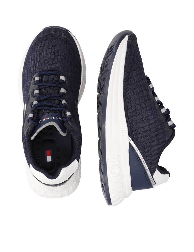 Tommy-Hilfiger-LOW-CUT-LACE-UP-SNEAKER