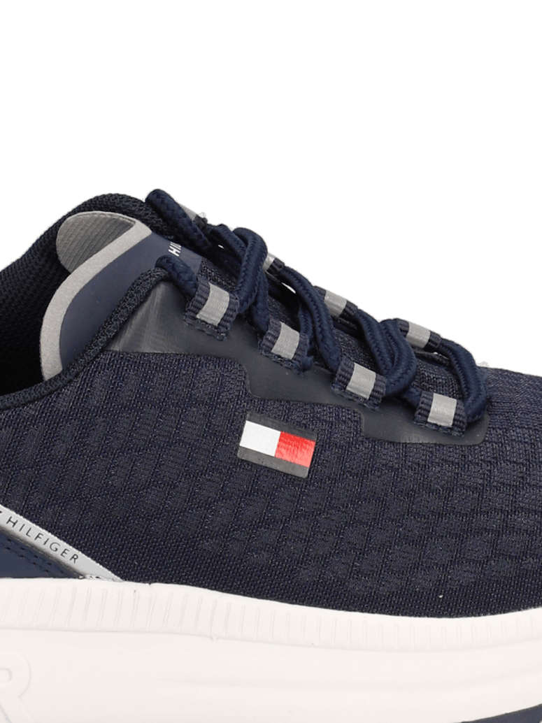 Tommy-Hilfiger-LOW-CUT-LACE-UP-SNEAKER