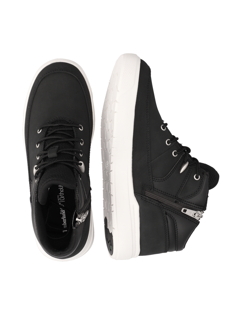 Timberland-Seneca-Bay-Hiker