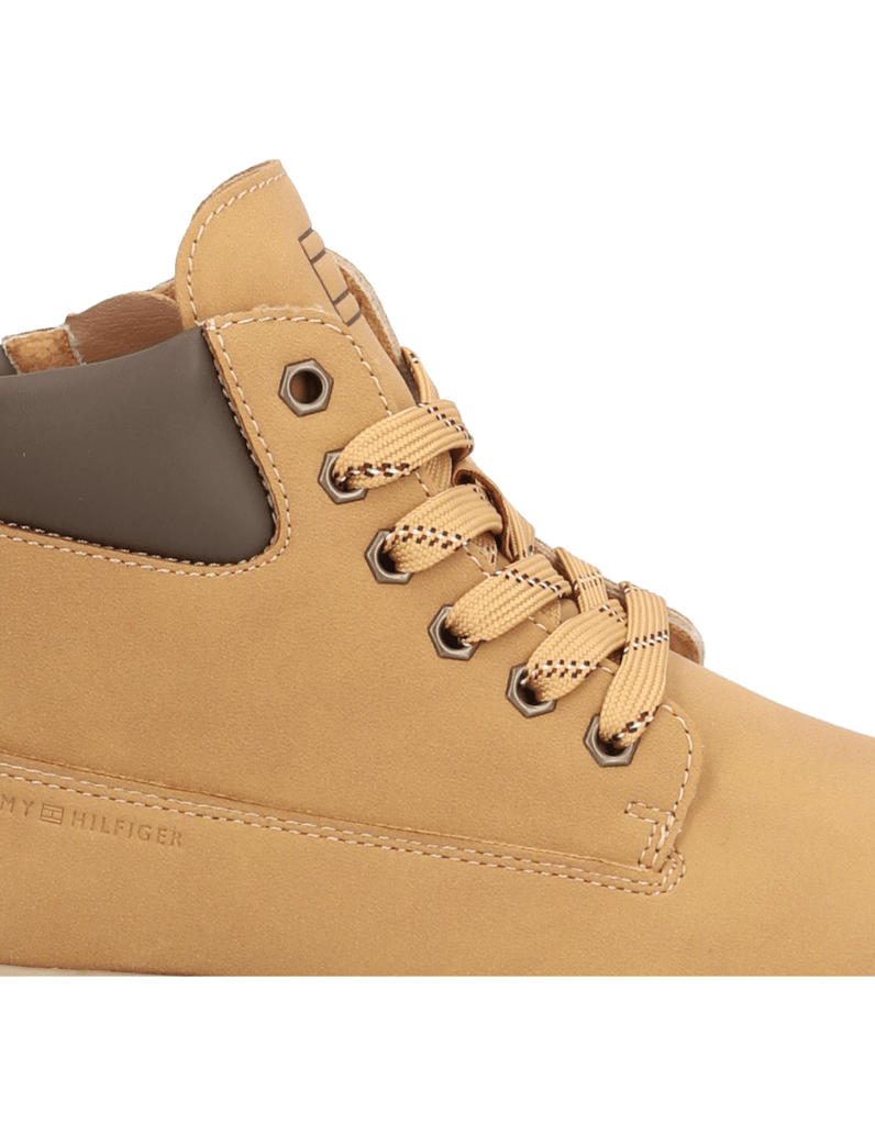 Tommy-Hilfiger-BERTRAM-koňaková