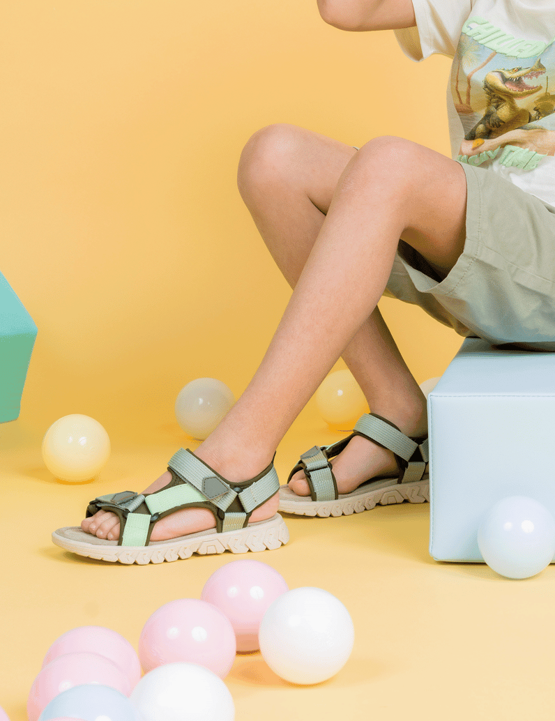 U&ME-textil-sandále-zelená