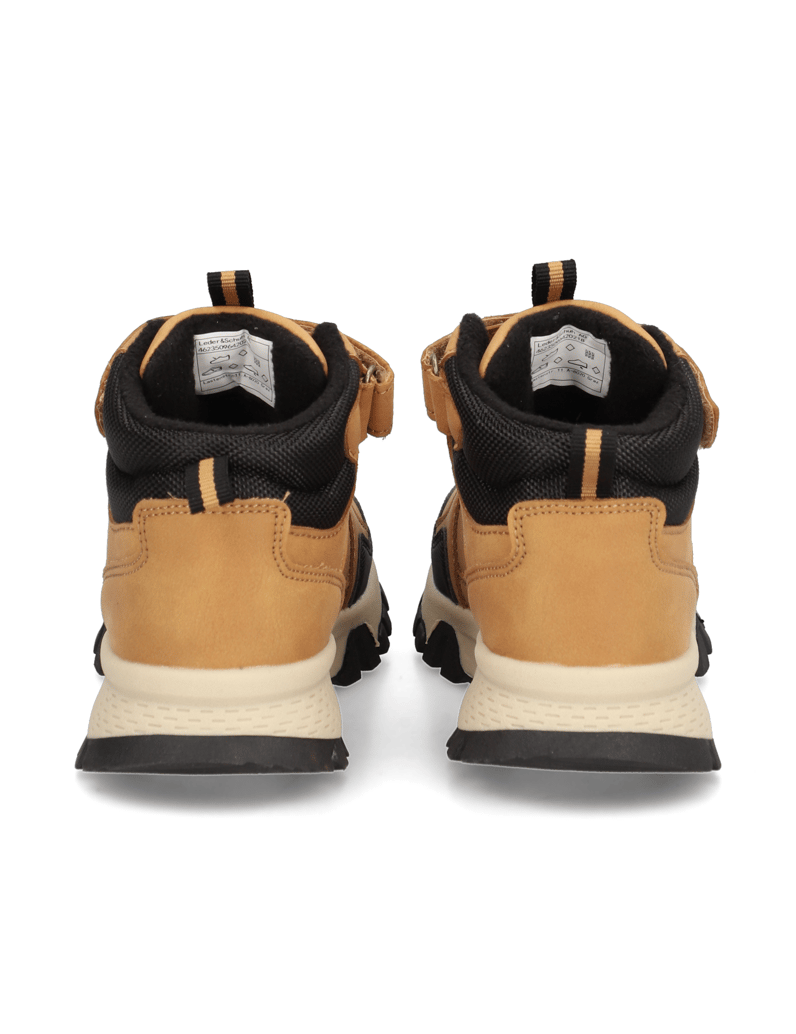 U&ME-gležnjarji-konjak