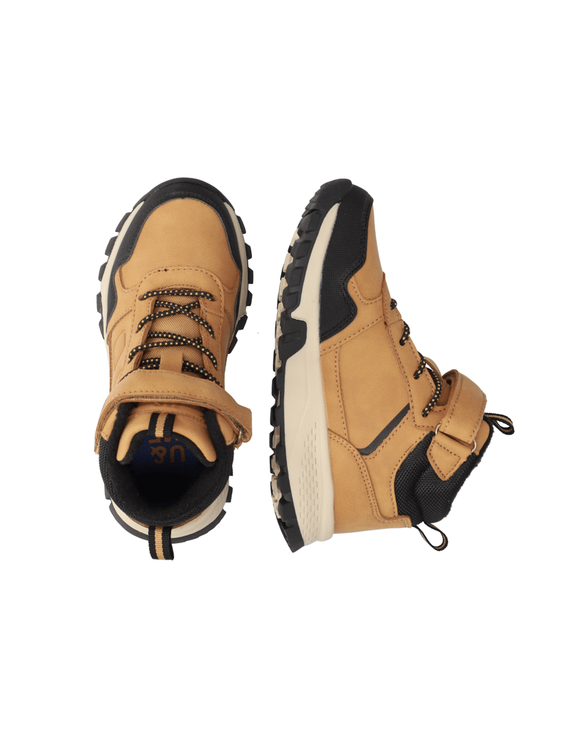 U&ME-gležnjarji-konjak