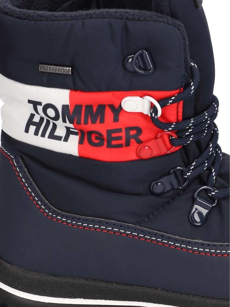 Tommy-Hilfiger-tekstil-škornji-za-sneg