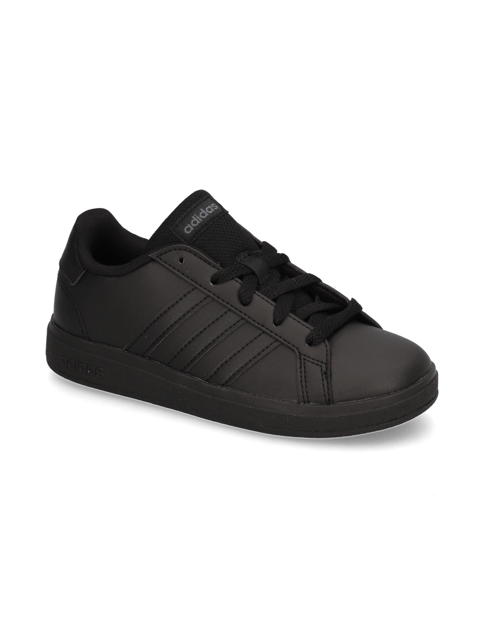 

Adidas tenisky