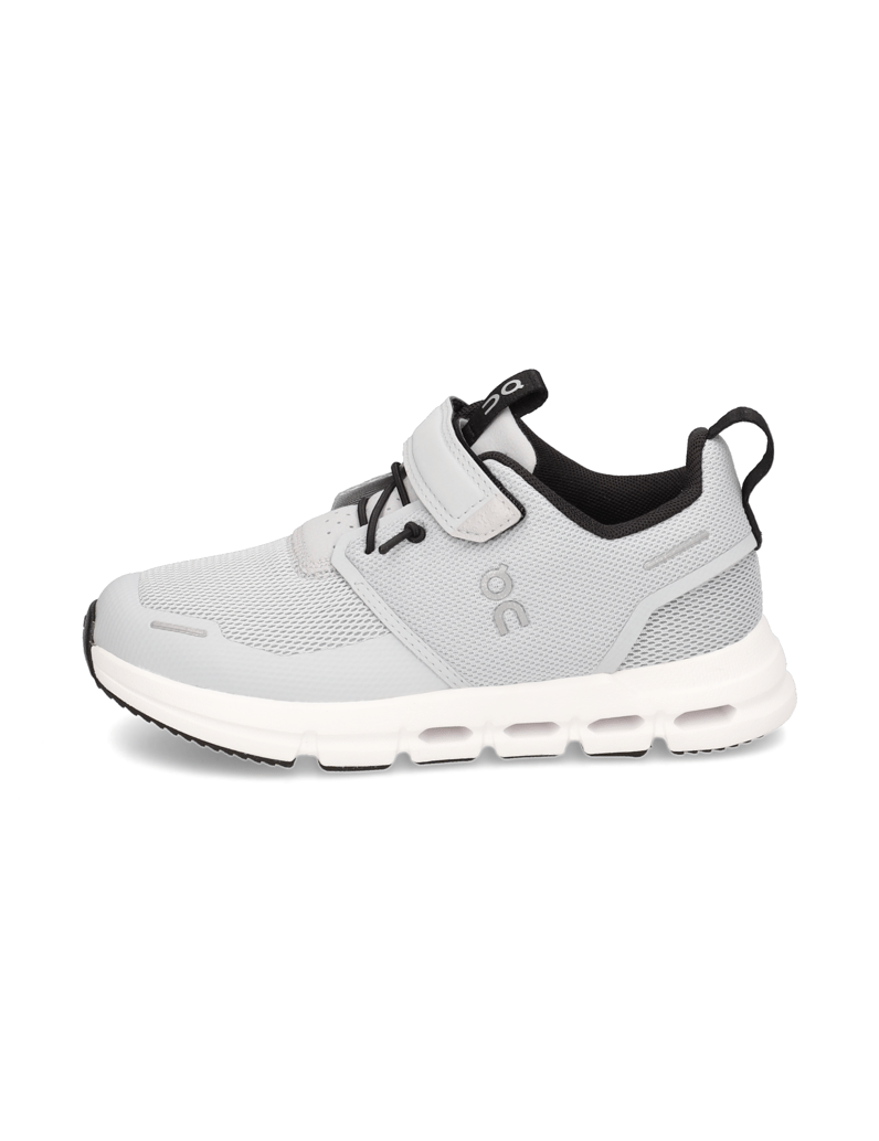 On-Cloud-Play-schwarz