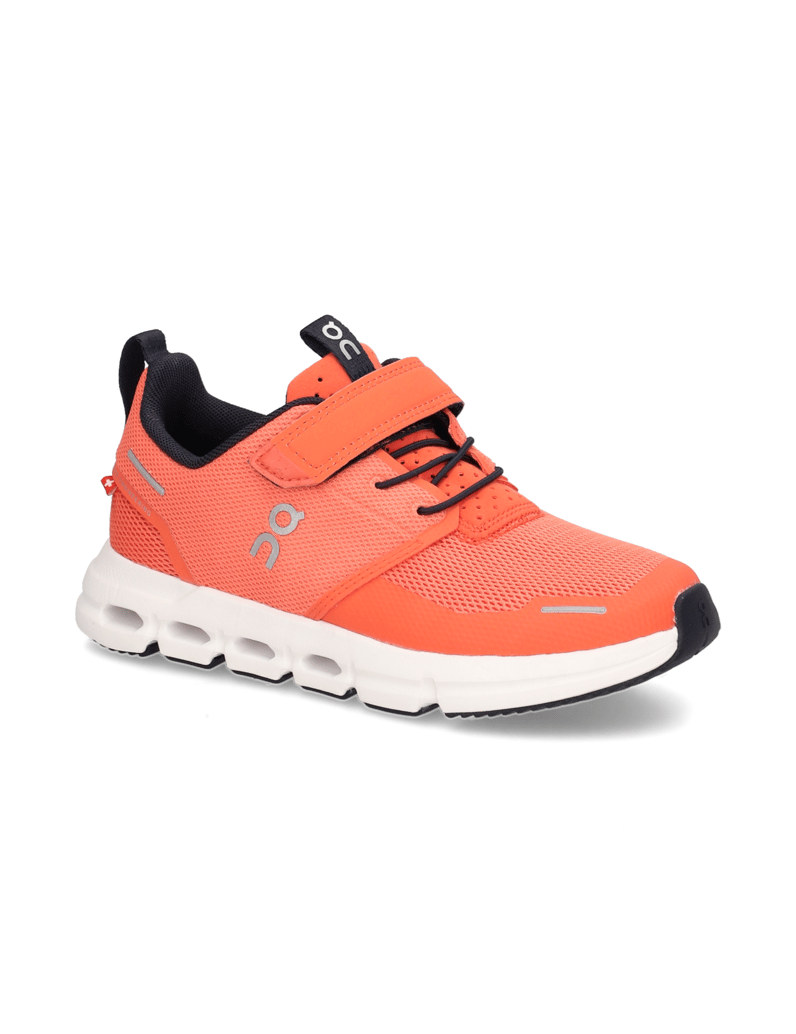 On-Cloud-Play-schwarz