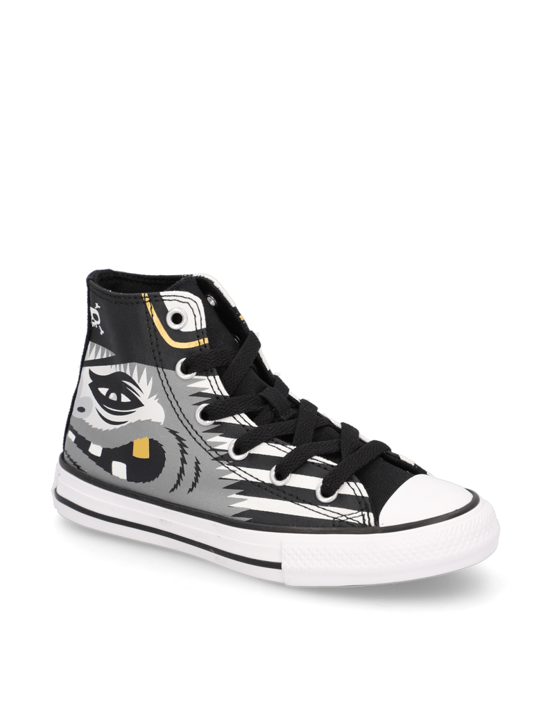 Converse-CHUCK-TAYLOR-ALL-STAR-PIRATE-PRINT