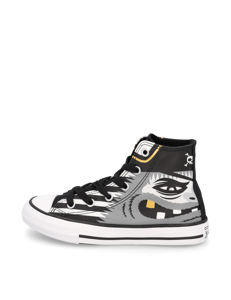 Converse-CHUCK-TAYLOR-ALL-STAR-PIRATE-PRINT
