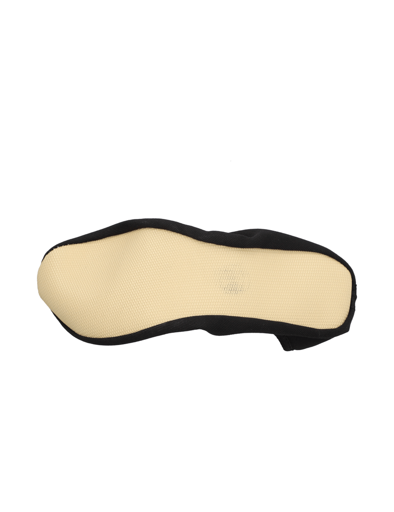 U&ME-športové-čierna