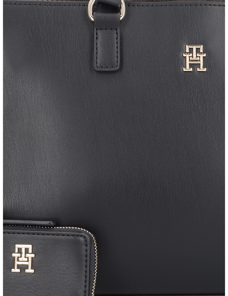 Tommy-Hilfiger-TH-JOY-SATCHEL-blau