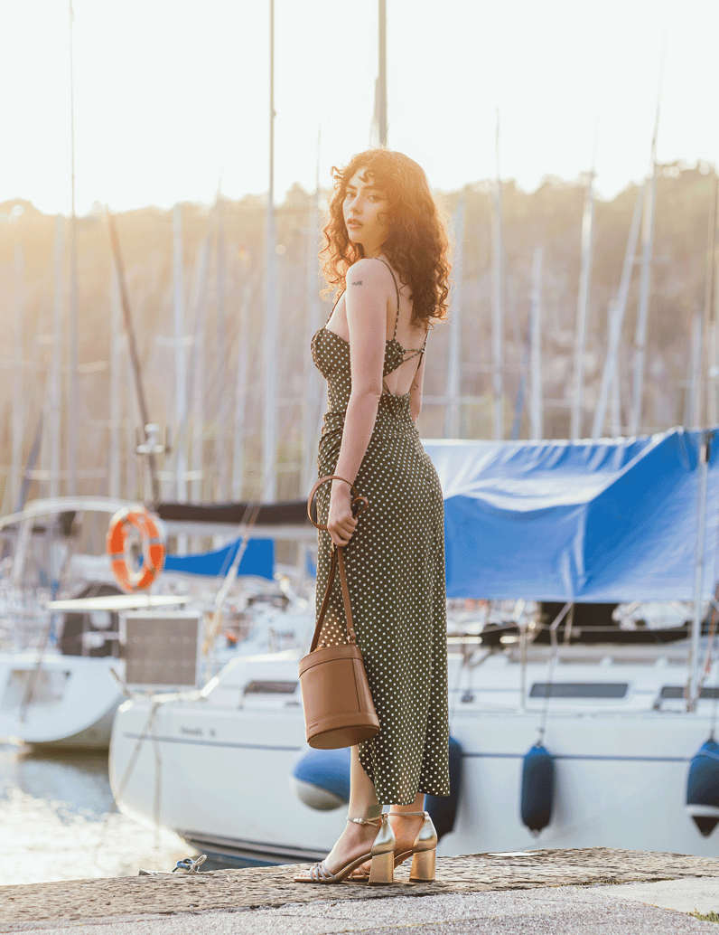 Pat-Calvin-gladko-usnje-torbica-črna