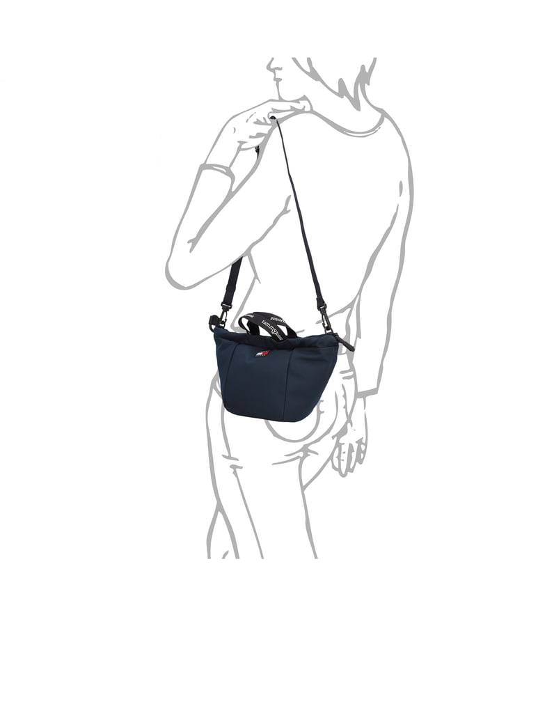 Tommy-Jeans-TJW-ESS-DAILY-MINI-TOTE-biela