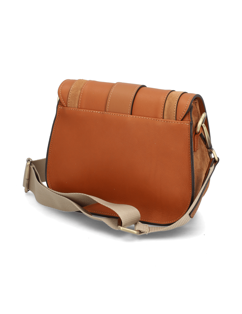 Pat-Calvin-Glattleder-Crossover