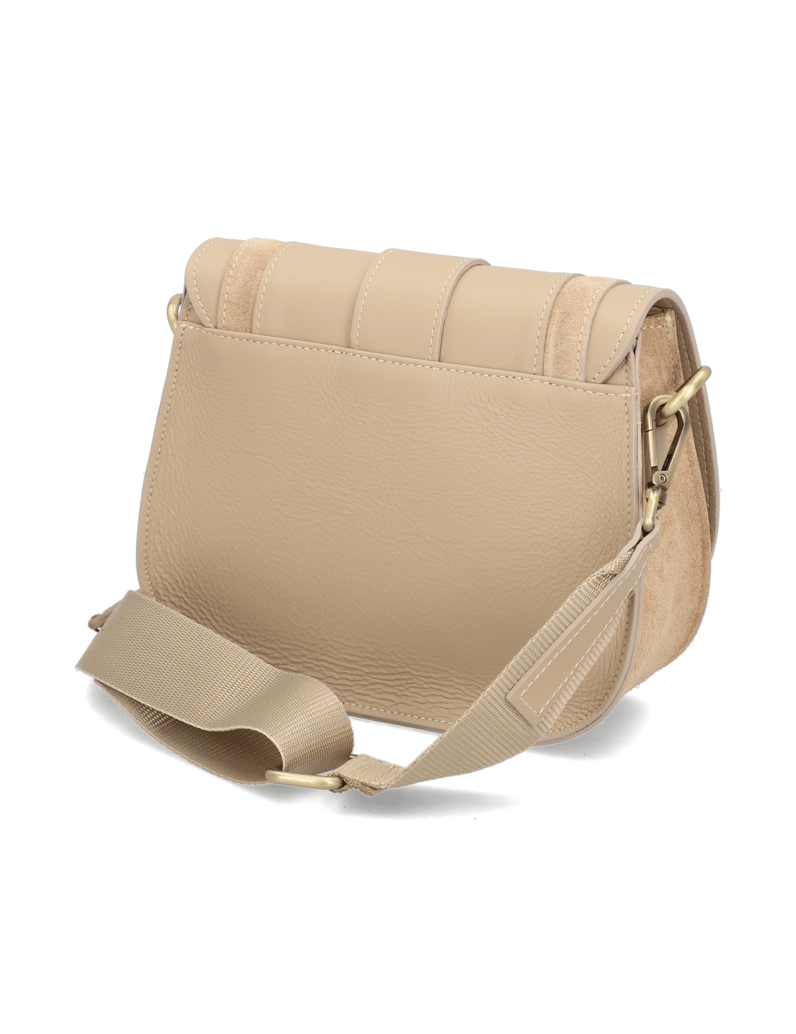 Pat-Calvin-Glattleder-Crossover