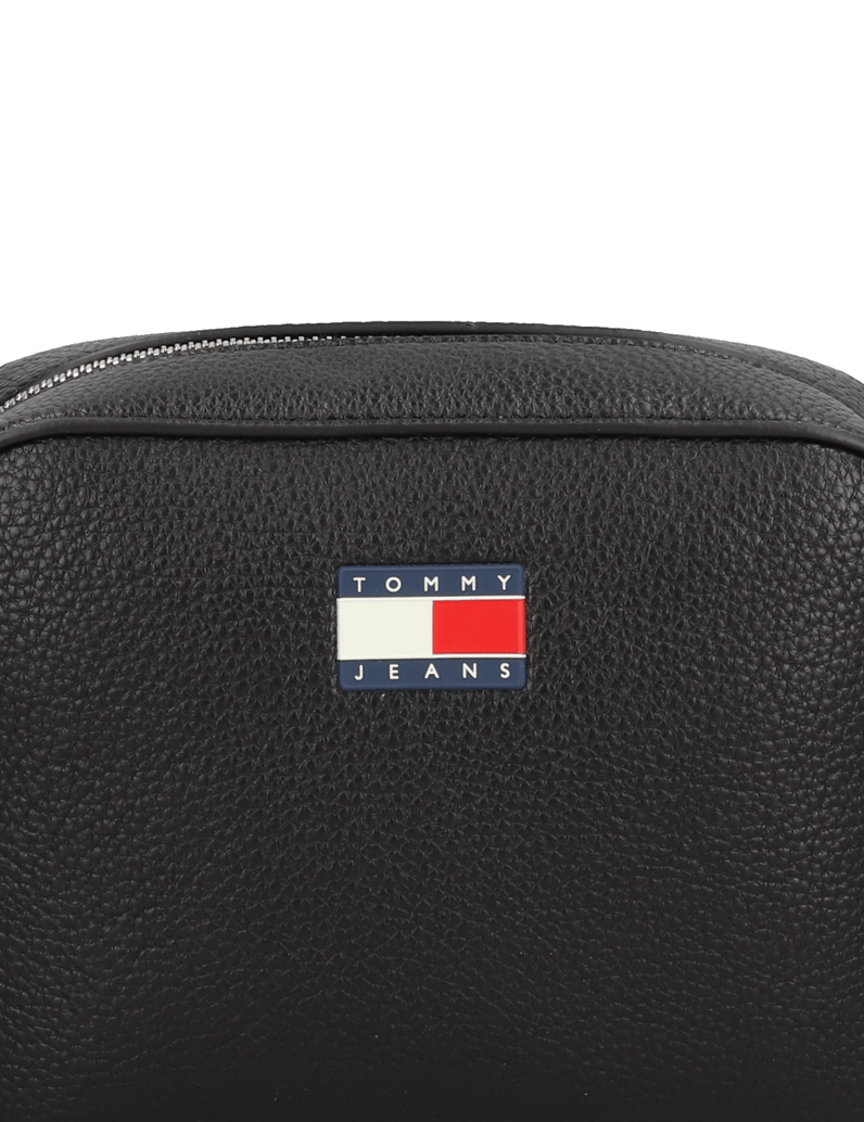 Tommy-Jeans-taška-cez-rameno-čierna