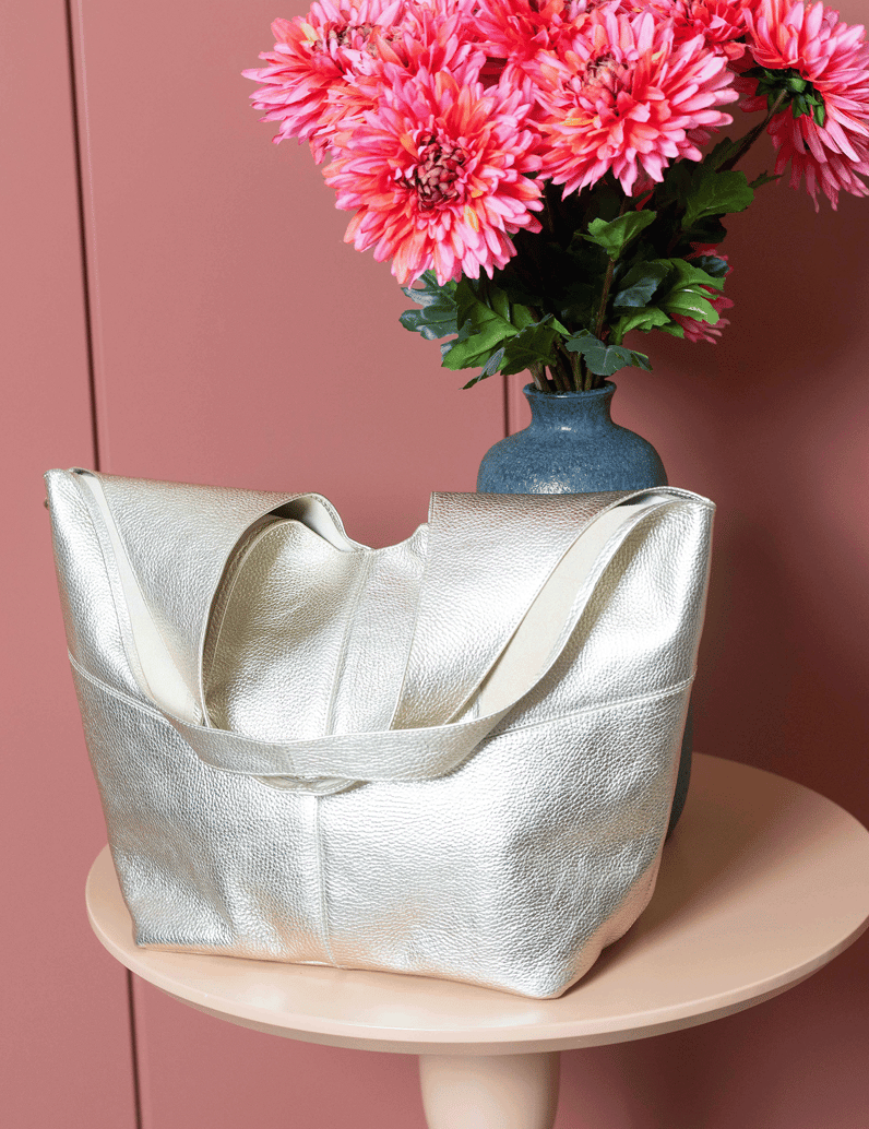 Pat-Calvin-Glattleder-Shopper-zlatá