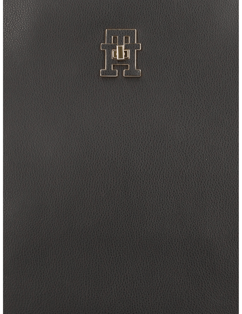 Tommy-Hilfiger-nakupovalna-torba-črna