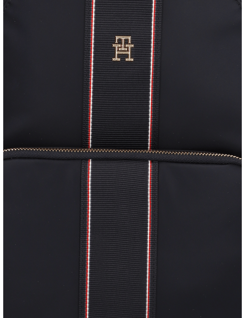 Tommy-Hilfiger-ruksak-modrá