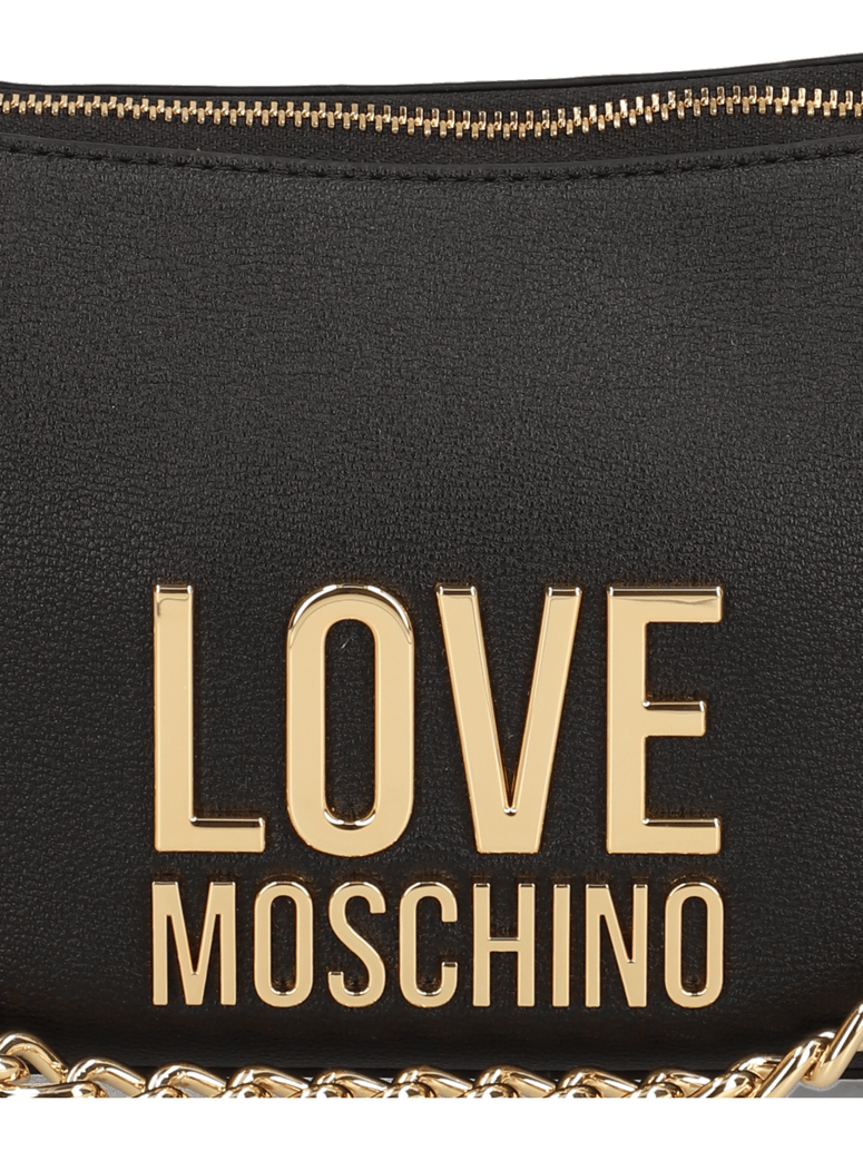 LOVE-MOSCHINO-LOVE-LETTERING