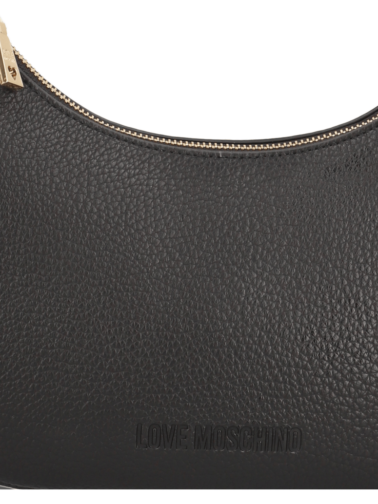 LOVE-MOSCHINO-GIANT