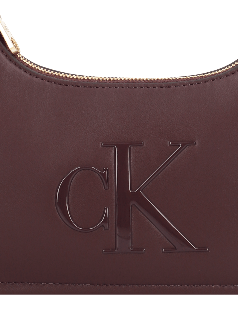 Calvin-Klein-RAISED-CK-SMALL-SHOULDER-BAG-schwarz