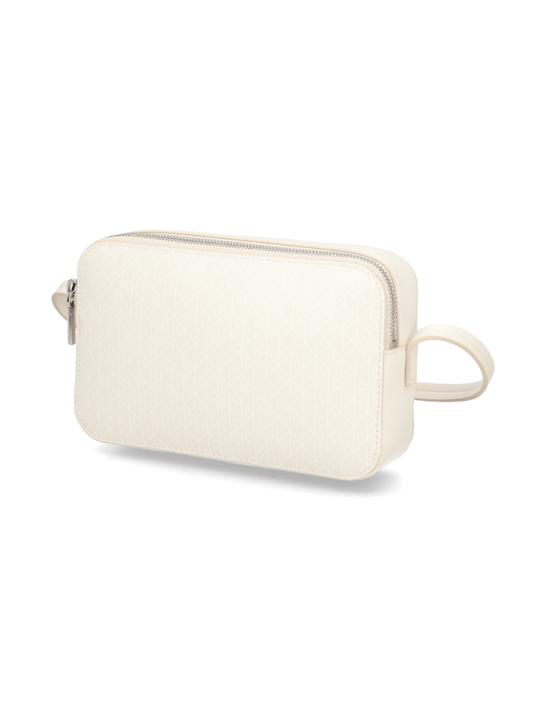Calvin-Klein-EMBLEM-AOP-ELONGATED-CAMERA-BAG-weiss